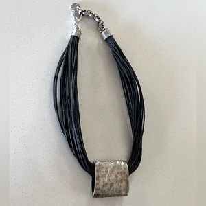 Trades necklace